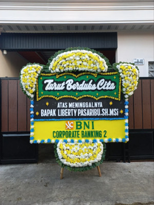 Papan Bunga Duka di Permata