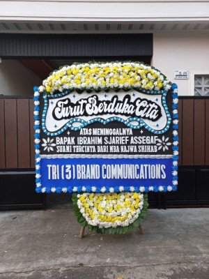 Papan Bunga Duka di Permata